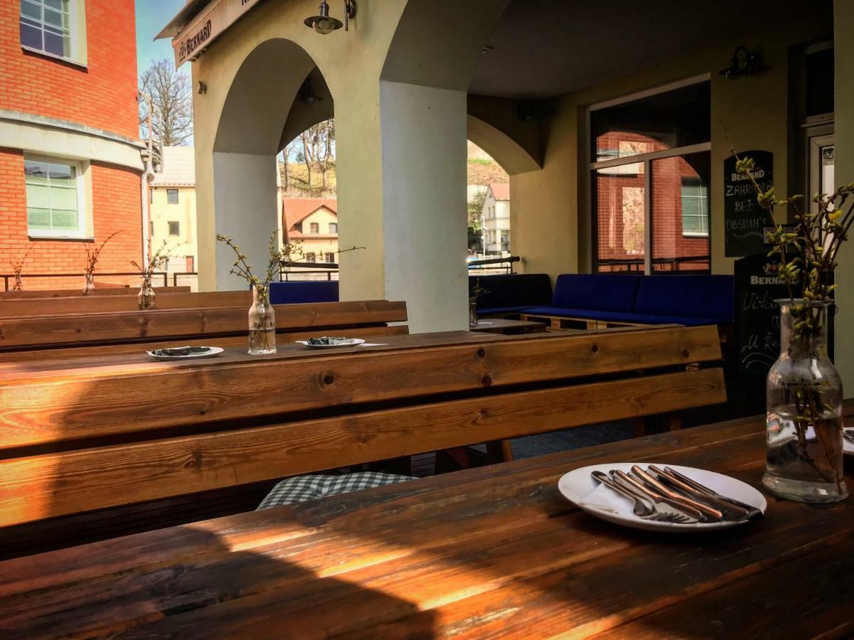Penzion A Restaurace U Reky Ledeč nad Sázavou Eksteriør bilde